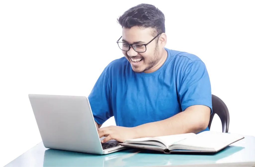 chico haciendo curso de ingles en la academia Trainlang