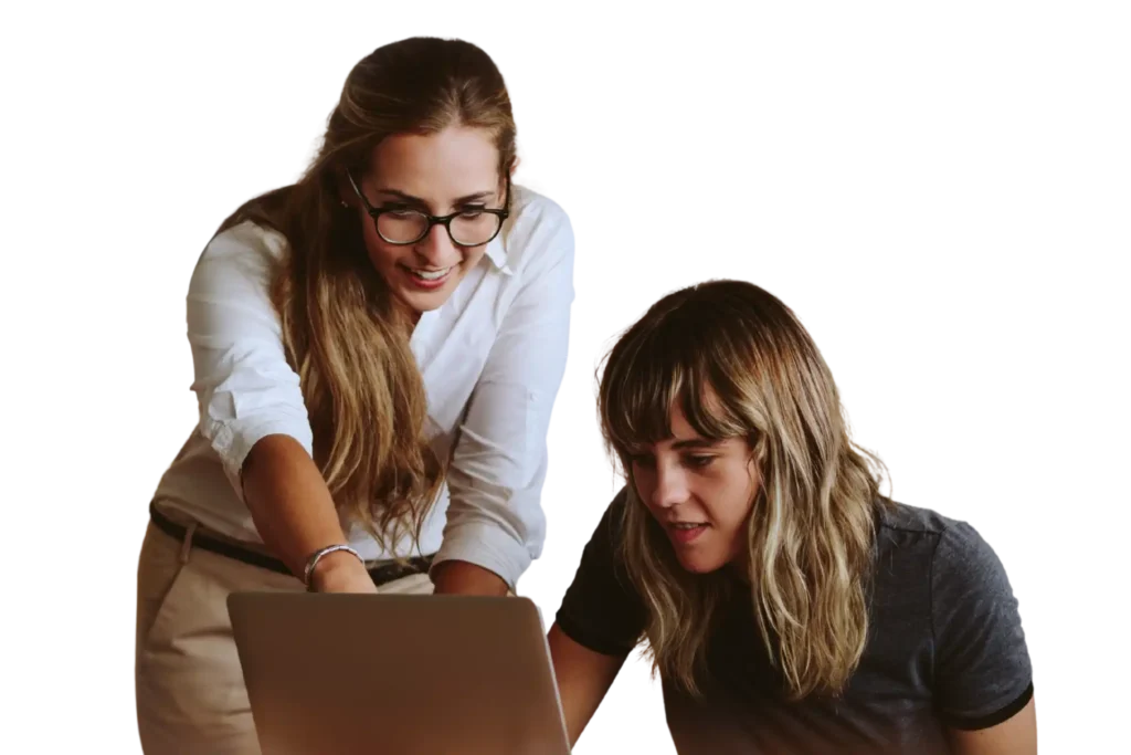 profesora dando clases de inglés online a una alumna